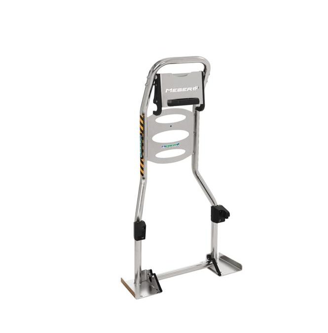 975