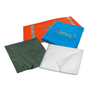 Stretchers, sheets, blankets and pillowcases